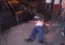 Se estrellan con un poste al darse a la fuga