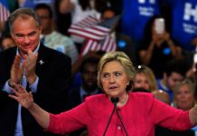 Hillary Clinton avanza con una ligera ventaja sobre Trump