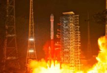 China, tecnología, paracaídas, escombros de cohetes,