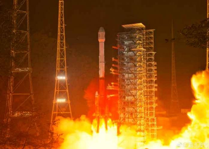 China, tecnología, paracaídas, escombros de cohetes,