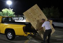 URGENTE: Un millón y medio de evacuados de las costas de Florida