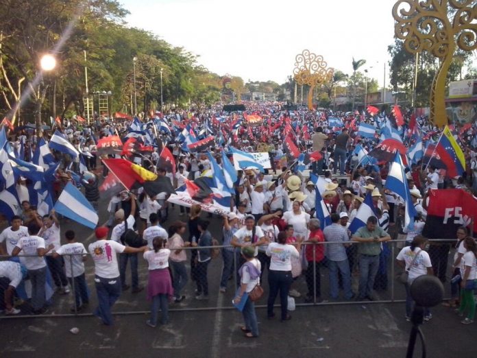 images_Galerias_de_Imagenes_Marcha_por_la_Paz_Bg9D0xhIEAEhs55