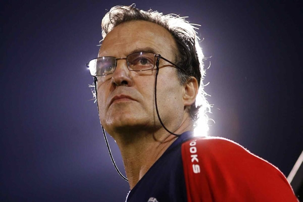 images_SECCIONES_PAGINA_WEB_8Deportivo_2014_Abril_DEL_28_ABR_AL_04_MAY__BIELSA02