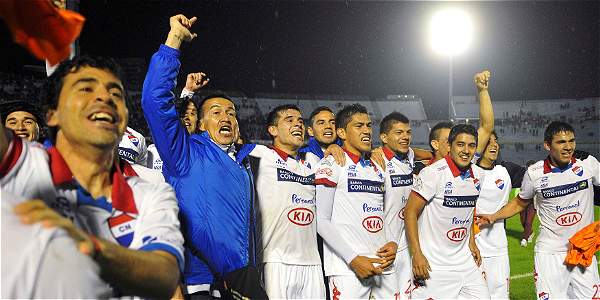 images_SECCIONES_PAGINA_WEB_8Deportivo_2014_Agosto_DEL_04_AL_10__NAC_PARAGUAY06