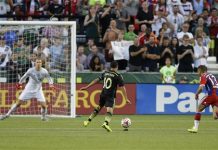 Manuel Neuer el mejor futbolista de Alemania