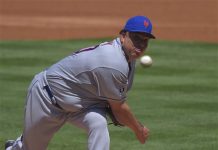 Mets logran triple play y triunfan