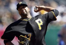 Liriano firmó con Piratas por tres temporadas