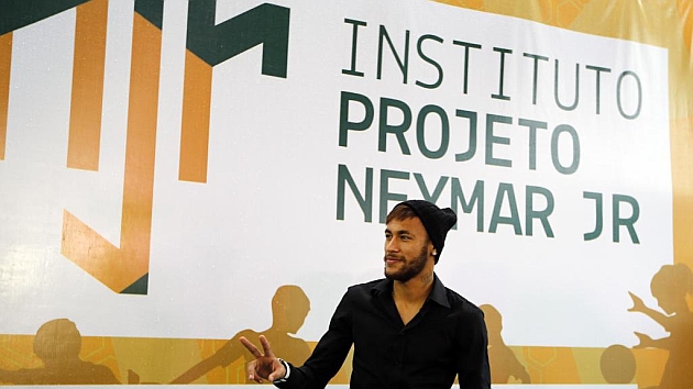 images_SECCIONES_PAGINA_WEB_8Deportivo_2014_Diciembre_DEL_22_AL_28_Neymar_valora_el_201426