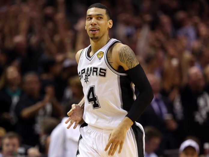 images_SECCIONES_PAGINA_WEB_8Deportivo_2014_Enero_DEL_13_ENE_AL_19_ENE_SPURS_PIERDEN150114
