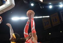 Los Rockets pasaron por encima de los Lakers