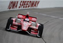 Scott Dixon se llevó la pole en Iowa