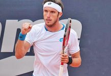 Mayer a semis en Hamburgo