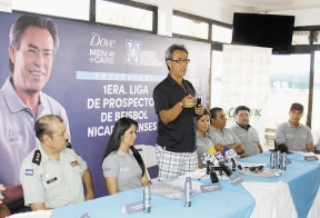 images_SECCIONES_PAGINA_WEB_8Deportivo_2014_Marzo_DEL_17_AL_23_DENNIS19032014