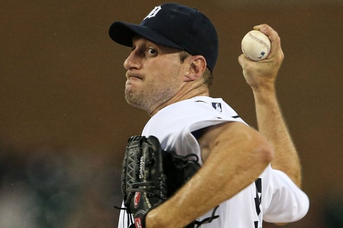 Chicago White Sox v Detroit Tigers