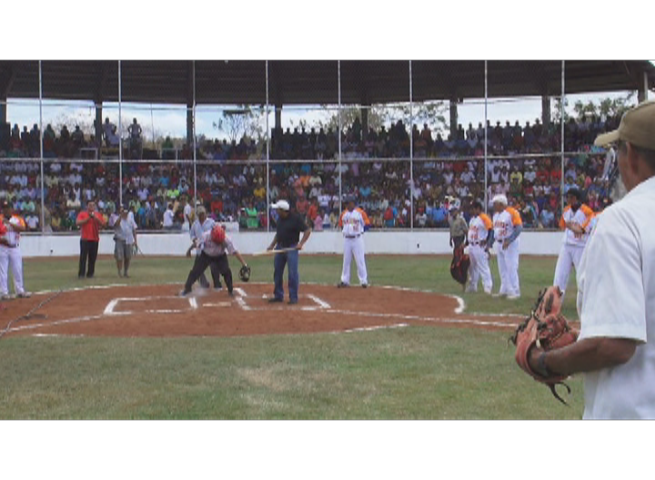 images_SECCIONES_PAGINA_WEB_8Deportivo_2014_Marzo_DEL_24_AL_30_Estadio_Hugo_Chavez25032014