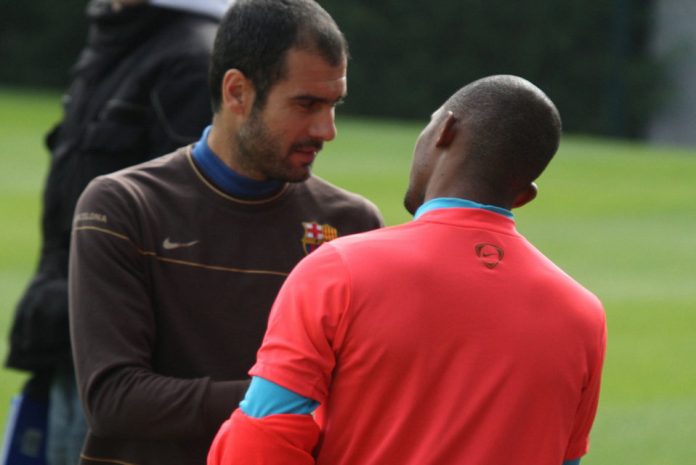 images_SECCIONES_PAGINA_WEB_8Deportivo_2014_Marzo_DEL_24_AL_30_Etoo_dispara_contra_Pep_Guardiola-24032014