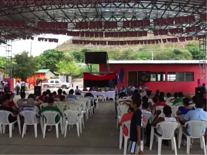 images_SECCIONES_PAGINA_WEB_8Deportivo_2014_Marzo_DEL_24_AL_30_INAUGURACION-cancha-28032014