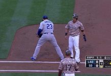 Padres debutan con el pie derecho