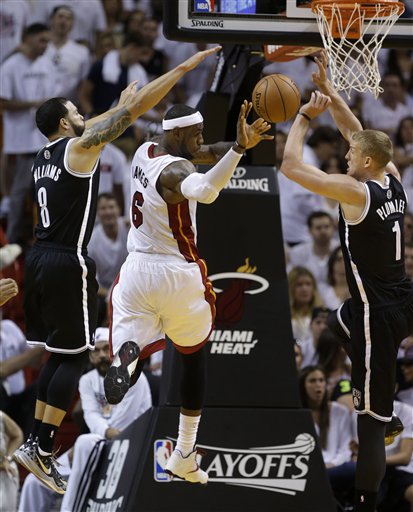LeBron James, Mason Plumlee, Deron Williams