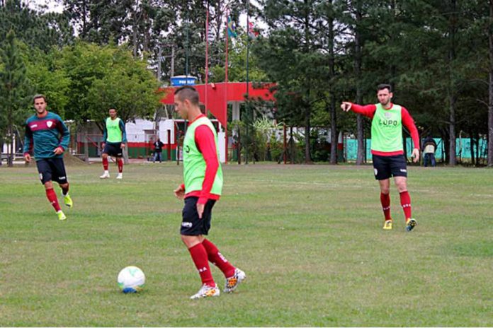 images_SECCIONES_PAGINA_WEB_8Deportivo_2014_Octubre_DEL_06_AL_12__CLUBBRASILENO