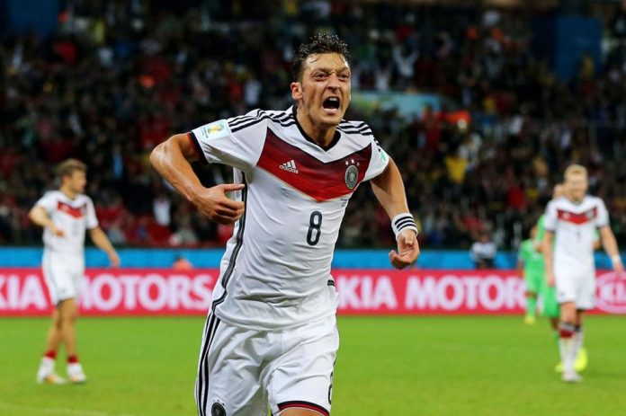 images_SECCIONES_PAGINA_WEB_8Deportivo_2014_Octubre_DEL_06_AL_12__OZIL08
