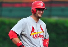 Pierzynski en roster de Cardenales