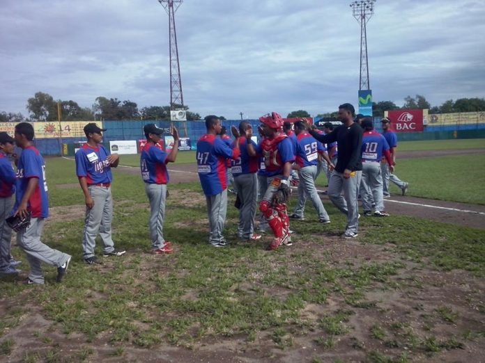 images_SECCIONES_PAGINA_WEB_8Deportivo_2014_Octubre_DEL_27_AL_02_Tigres_2_al_hilo-27102014