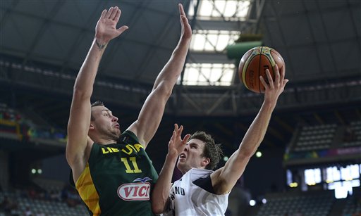 Thomas Abercrombie, Donatas Motiejunas