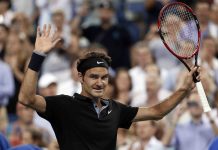 Federer vuelve a brillar bajo las luces del Abierto de EEUU