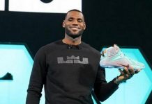 LeBron presenta nuevos zapatos