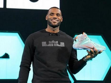 images_SECCIONES_PAGINA_WEB_8Deportivo_2014_Septiembre_DEL_15_AL_21_ZAPATOS_LEBRON