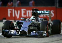 Hamilton se llevó la Pole en Singapur