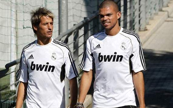 images_SECCIONES_PAGINA_WEB_8Deportivo_2014_Septiembre_DEL_22_AL_28_Coentrao_y_Pepe25