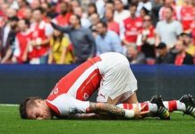Mathieu Debuchy baja tres meses