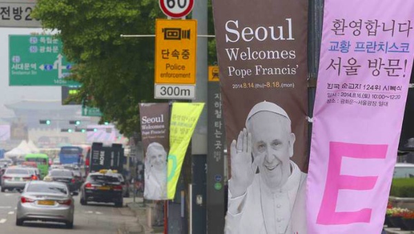 images_SECCIONES_PAGINA_WEB_CRONICATN8_INTERNACIONALES_2014_Agosto_11_AL_17_13-08-14_papa_visita_corea