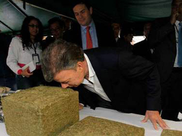 images_SECCIONES_PAGINA_WEB_CRONICATN8_INTERNACIONALES_2014_Agosto_11_AL_17_SANTOS14