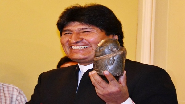 images_SECCIONES_PAGINA_WEB_CRONICATN8_INTERNACIONALES_2014_Diciembre_1_AL_7_Evo_Morales_celebra_eleccion_07_12_14