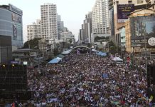 Premier tailandesa insiste en que no renunciará