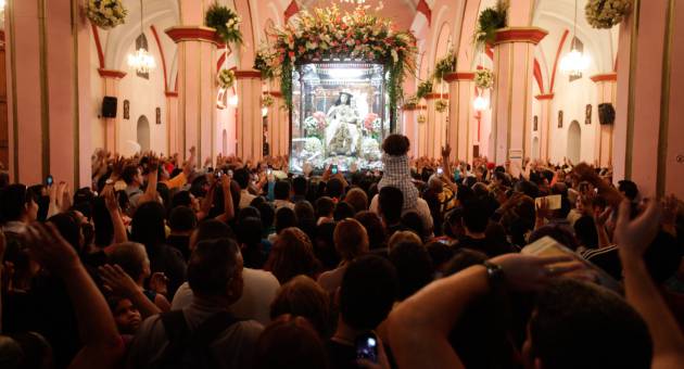 images_SECCIONES_PAGINA_WEB_CRONICATN8_INTERNACIONALES_2014_Enero_DEL_13_ENE_AL_19_divina-patora-venezuela-14012014