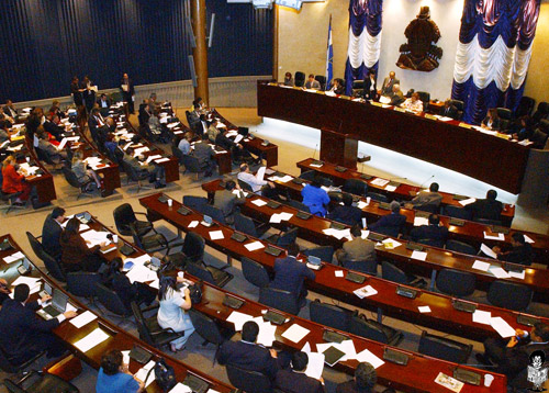 images_SECCIONES_PAGINA_WEB_CRONICATN8_INTERNACIONALES_2014_Enero_DEL_20_AL_26_ENE_OFICIALISMO21