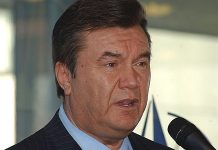 Yanukovich anuncia cambio en el gobierno y en leyes antiprotestas