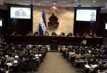 Congreso De Honduras elimina parte de fuerte ajuste fiscal