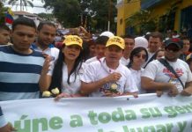 Venezolanos marchan por la paz y la vida en estado fronterizo