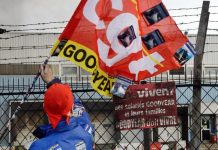 Francia: Retienen a gerentes en planta de Goodyear