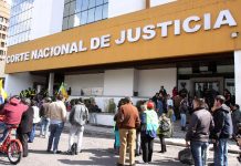 Justicia de Ecuador cierra causa contra investigados por deportación ilegal a EEUU
