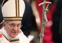 Católicos respaldan a Francisco, divididos en doctrina