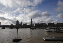 Inundaciones amenazan a Londres tras la crecida del Támesis