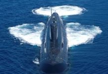 Jefe de Armada de India renuncia tras accidentes de submarinos