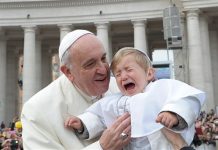 El papa Francisco tiene un imitador