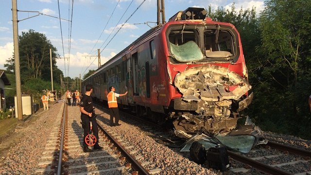 images_SECCIONES_PAGINA_WEB_CRONICATN8_INTERNACIONALES_2014_Julio_14_AL_20_Choque__trenes_en_Francia-17072014